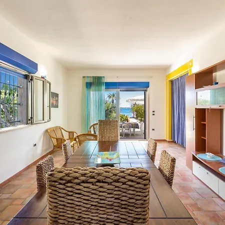 Sara By Barbarhouse * トッレ・ラピッロ